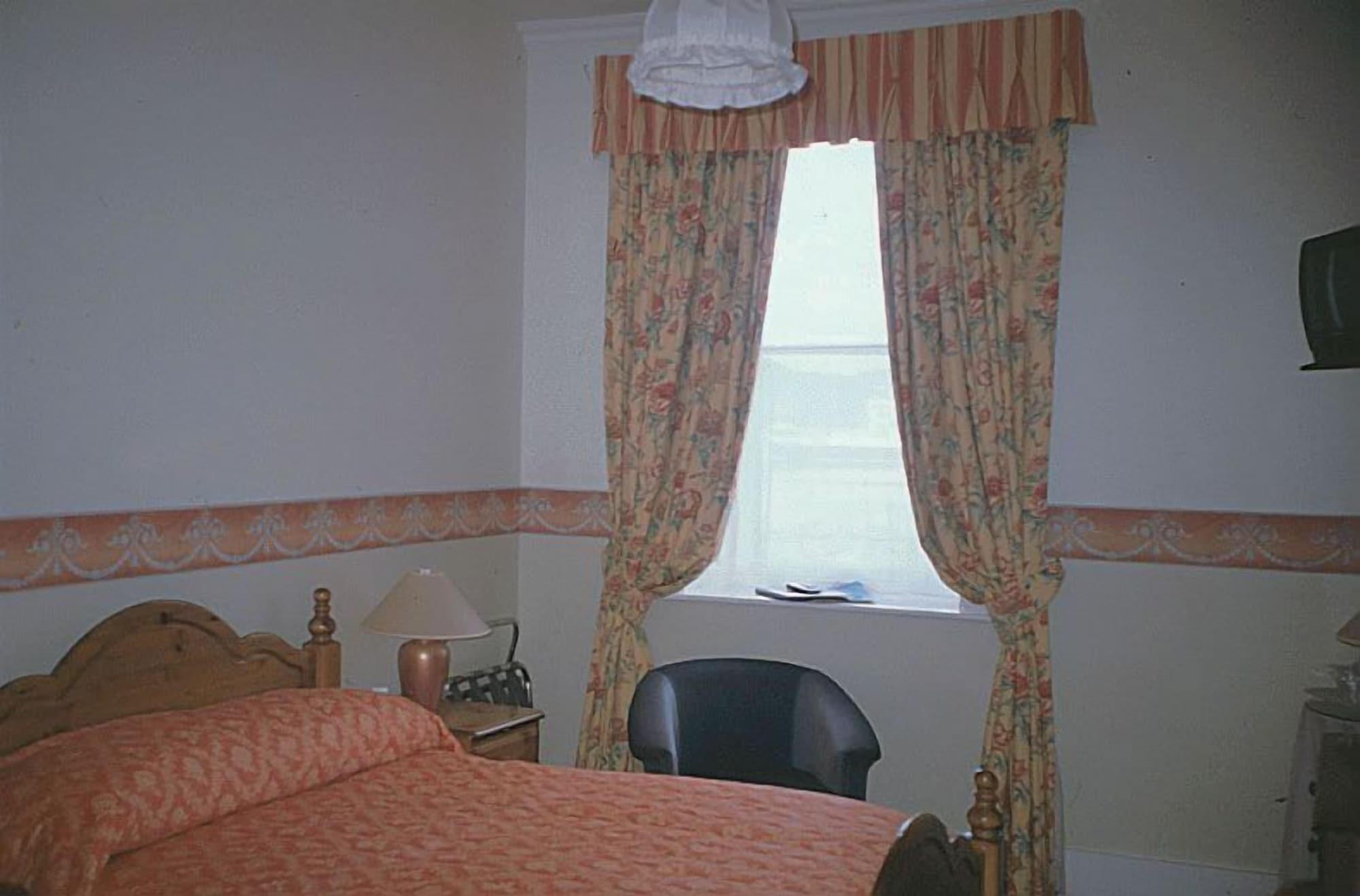 Inn At Ardgour Онич Экстерьер фото